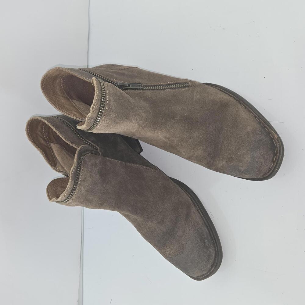 0312 Born Taupe Bootie Women's Size 8M